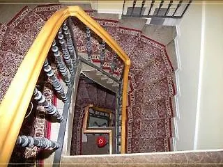 Tuberoza Bed & Breakfast 3*