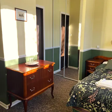 Oda ve Kahvaltı Tuberoza