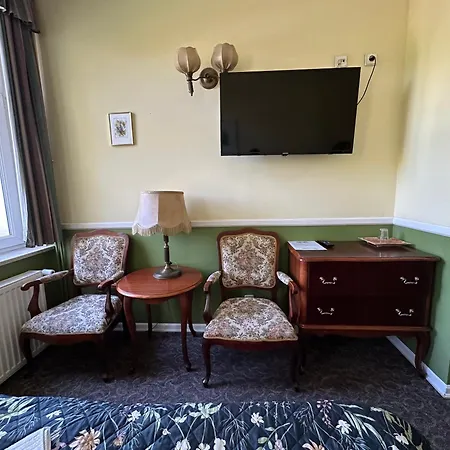 Tuberoza Bed & Breakfast 3*