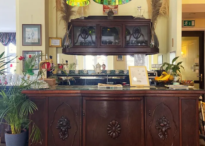 Tuberoza Nocleg ze śniadaniem 3*