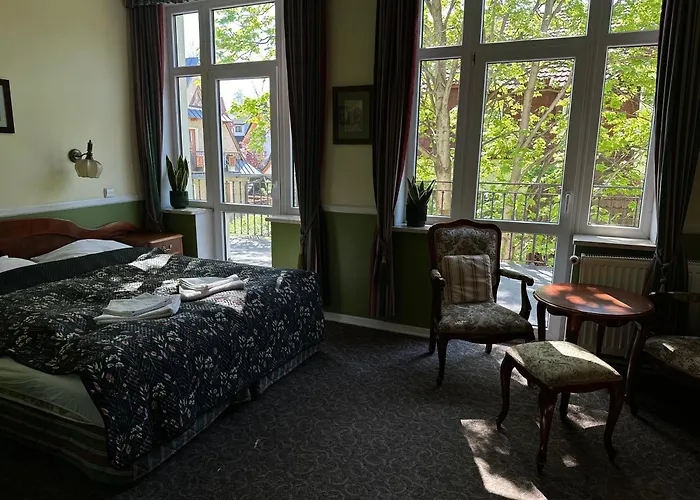 Tuberoza Nocleg ze śniadaniem 3*